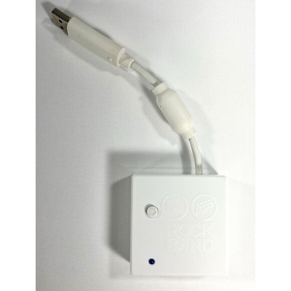 Nintendo Wii Rock Band Fender Stratocaster Wireless Guitar Dongle VFRWGTSELEA1B